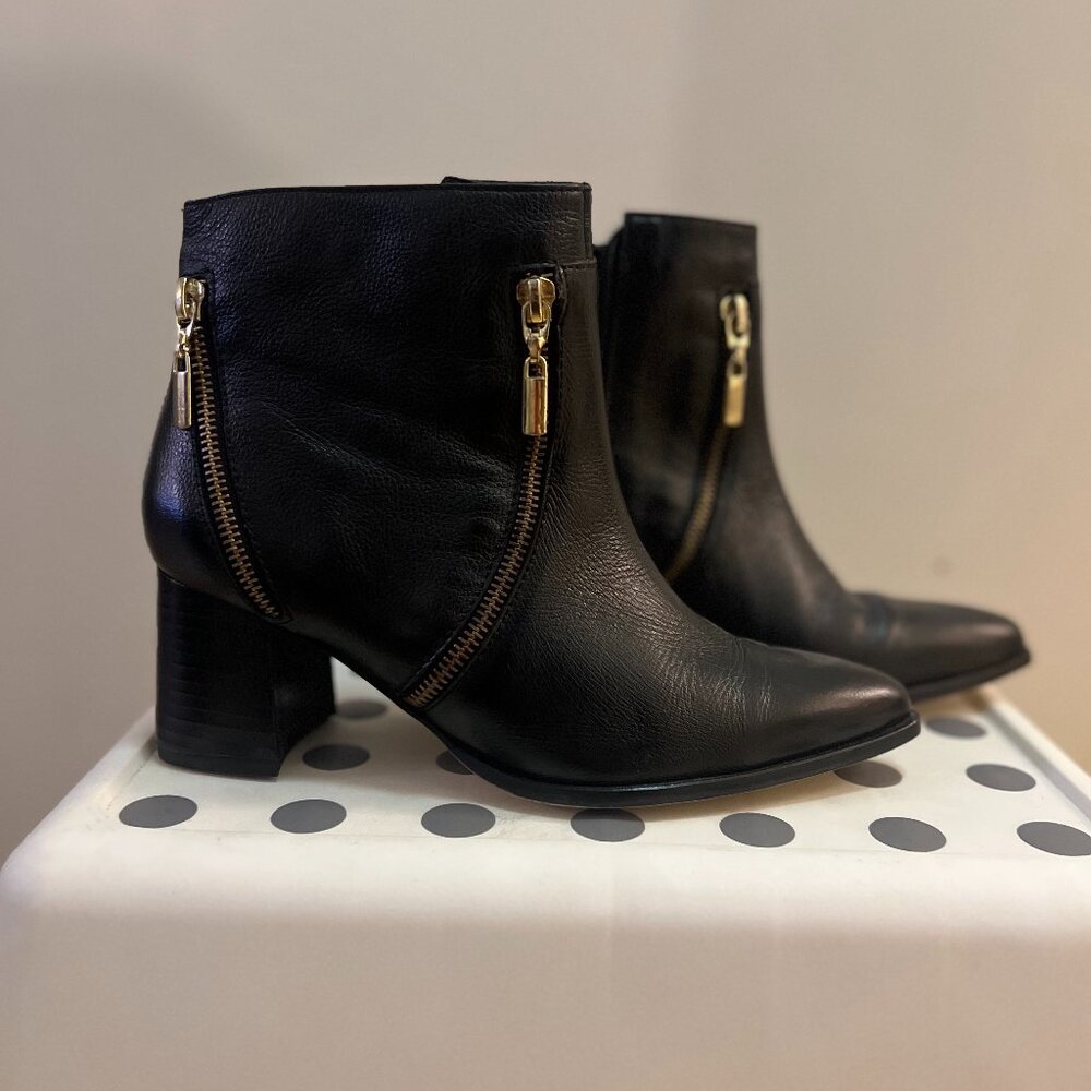 Stivali - Deadstock Leather Booties with Gold Zippers - Never Worn - Size EU 36